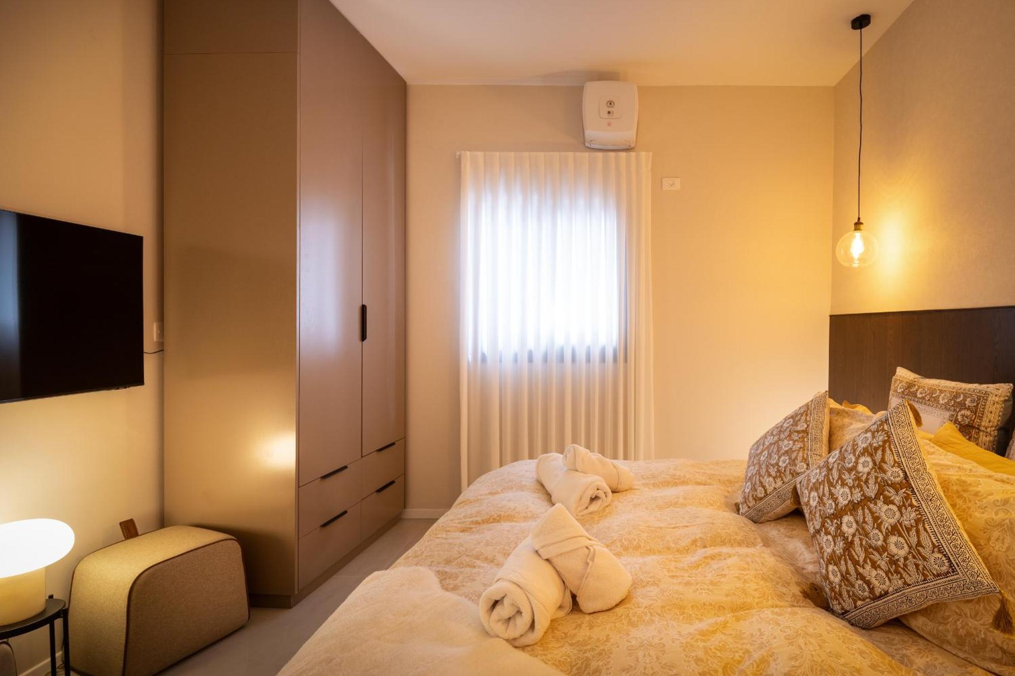 Piano House Vacation Apartment Tel Aviv